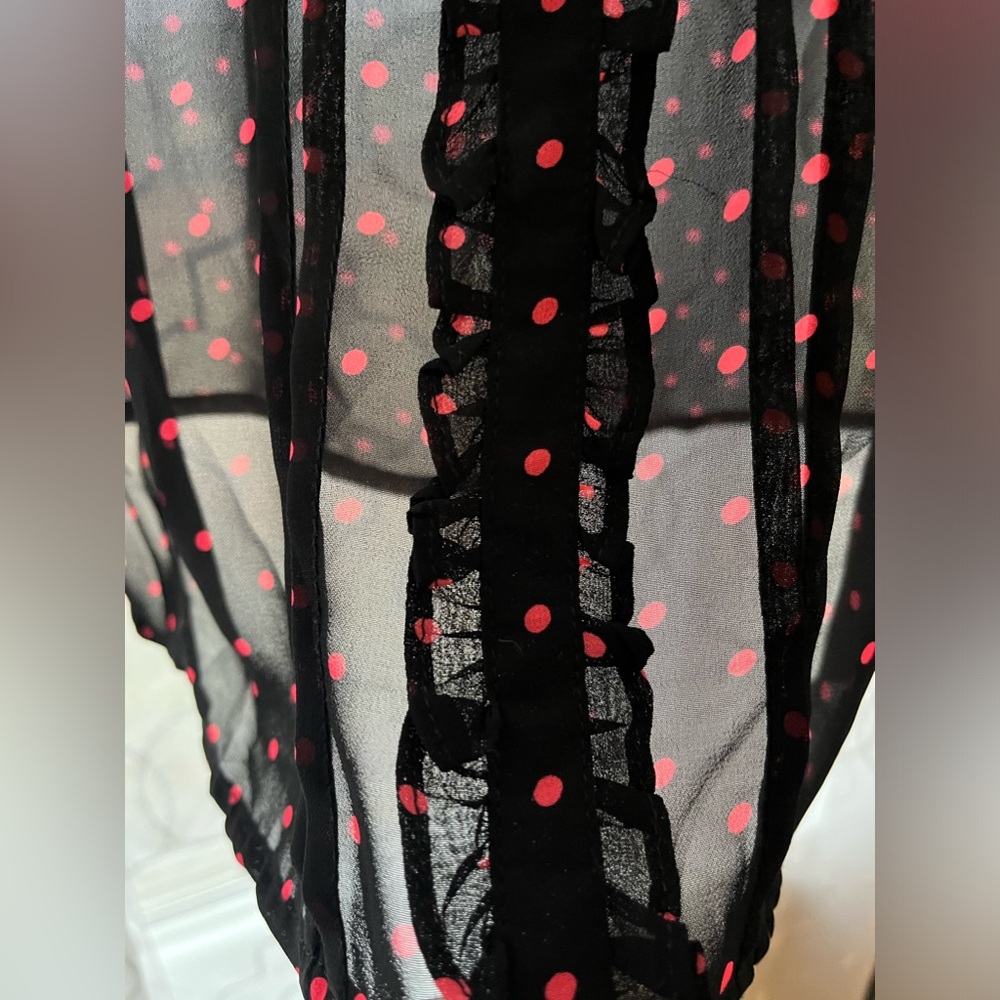 Torrid blouse size 1 - Picture 5 of 6